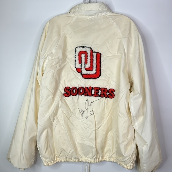 Vintage Oklahoma Sooners Steve Owens Signed White Jacket Size Large - Picture 1 of 10